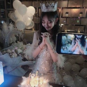 招聘标题搞笑文案（逗趣横生！招聘也能玩出新花样）