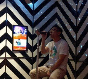 杭州中低端夜场招聘包厢服务员,有身高要求吗？