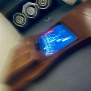 杭州滨江区西兴街道附近酒吧招聘包厢服务员,是当天上班当天发薪吗？