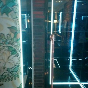 杭州西湖区留下街道附近酒吧招聘包厢服务员,有学历要求吗？