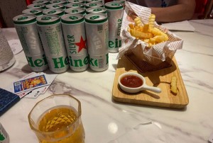 杭州萧山区进化镇附近夜场招聘现场DJ,跟领队还是直招