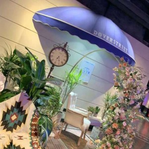 杭州桐庐县城南街道附近酒吧招聘包厢陪唱,有没有年龄限制_