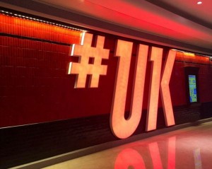 校园足球招聘文案（筑梦绿茵场：校园足球队新星招募启航）