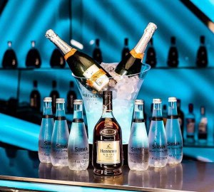 杭州哪里夜场招聘包厢气氛组,需要统一穿工装吗_