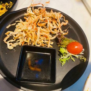 杭州西湖区三墩镇附近ktv招聘包厢管家,有学历要求吗？