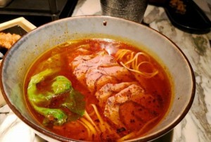 杭州上城区小营街道附近酒吧招聘包厢气氛租,(不需要喝酒的)