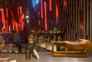 杭州富阳区大源镇附近夜场招聘酒水促销员,ktv领班队长微信多少