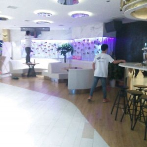 杭州给小费多的夜场ktv招聘商务接待,招聘联系方式是什么