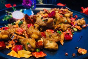 杭州富阳区渌渚镇附近ktv招聘包厢服务员,一个月工资多少