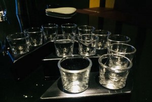 杭州萧山区宁围街道附近夜场招聘包厢气氛租,有没有年龄限制_